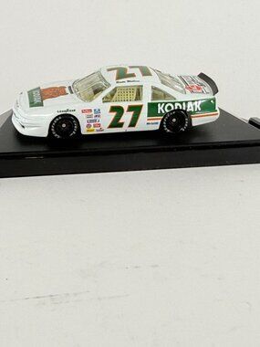 Action 1989 Rusty Wallace #27 Kodiak NASCAR 1:64 Diecast Champion Car
